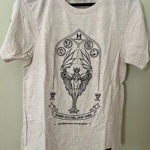 Harry Potter New York Women’s Gray T-Shirt
Size S Worn Once